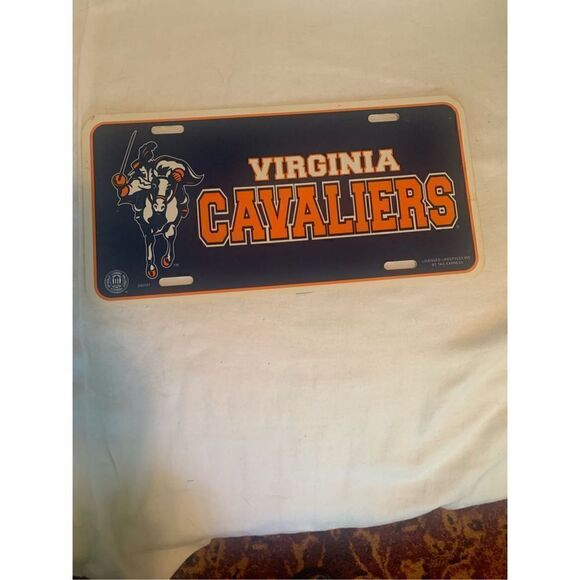 Virginia Cavaliers Plastic Car Tag - Picture 1 of 2